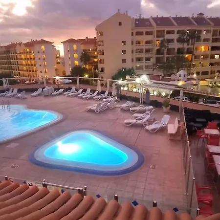 Cristi Heights Appartement *