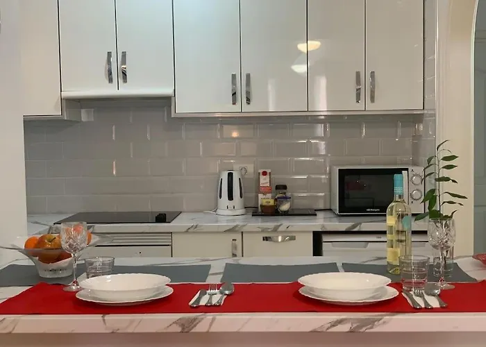 Cristi Heights Apartment *