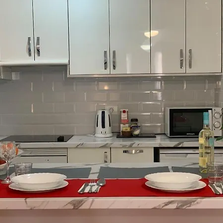 Cristi Heights Apartment *